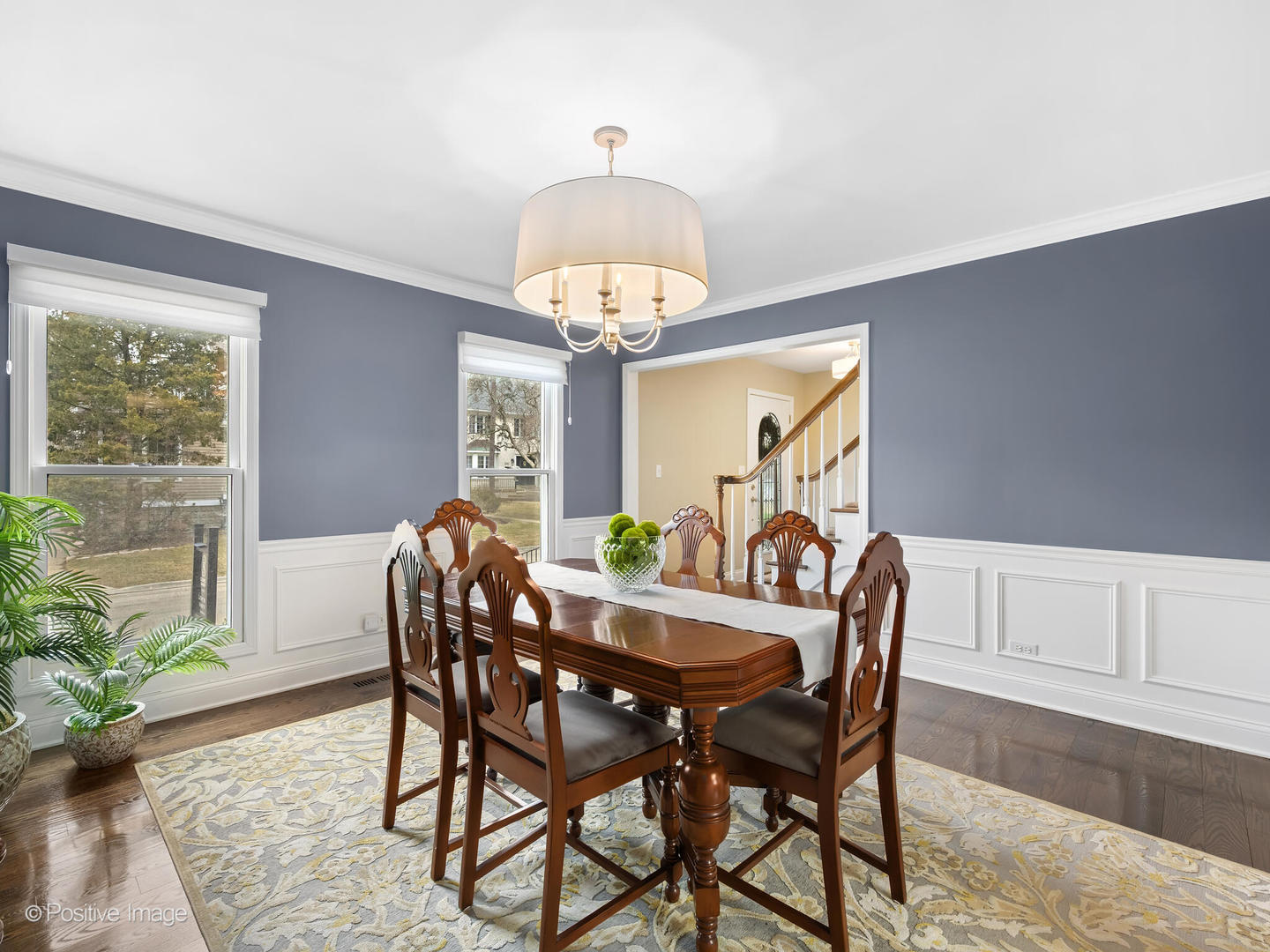 202 Pine Tree Lane, La Grange Park, IL 60526