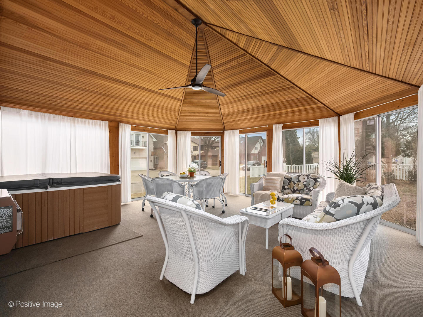 202 Pine Tree Lane, La Grange Park, IL 60526