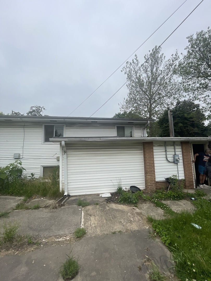 775 Greenbay Avenue, Calumet City, IL 60409