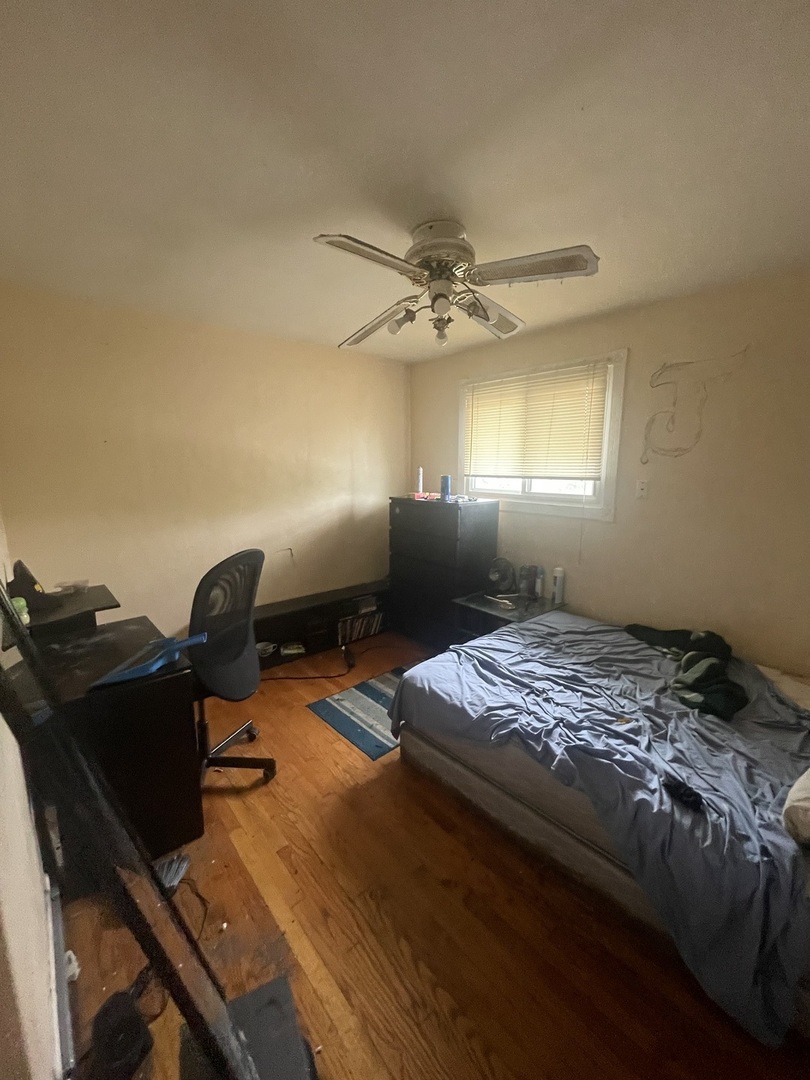 775 Greenbay Avenue, Calumet City, IL 60409