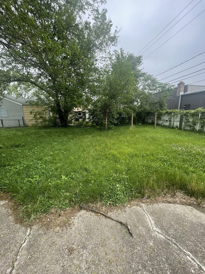 775 Greenbay Avenue, Calumet City, IL 60409