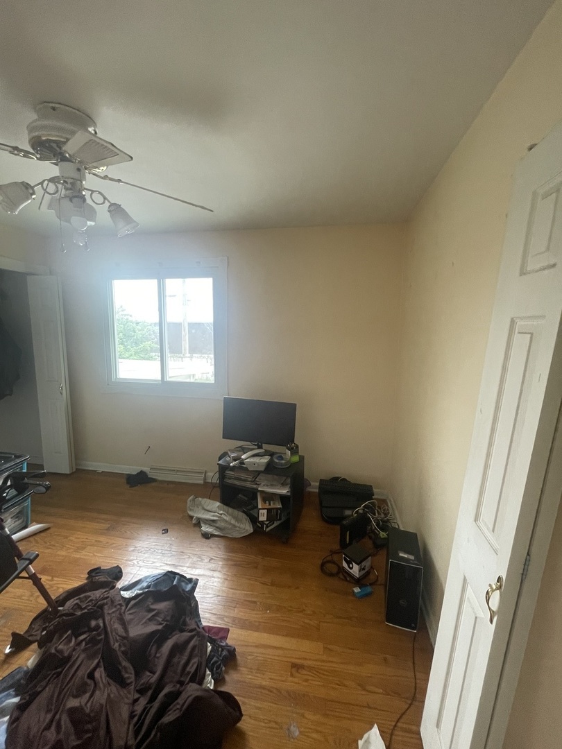 775 Greenbay Avenue, Calumet City, IL 60409