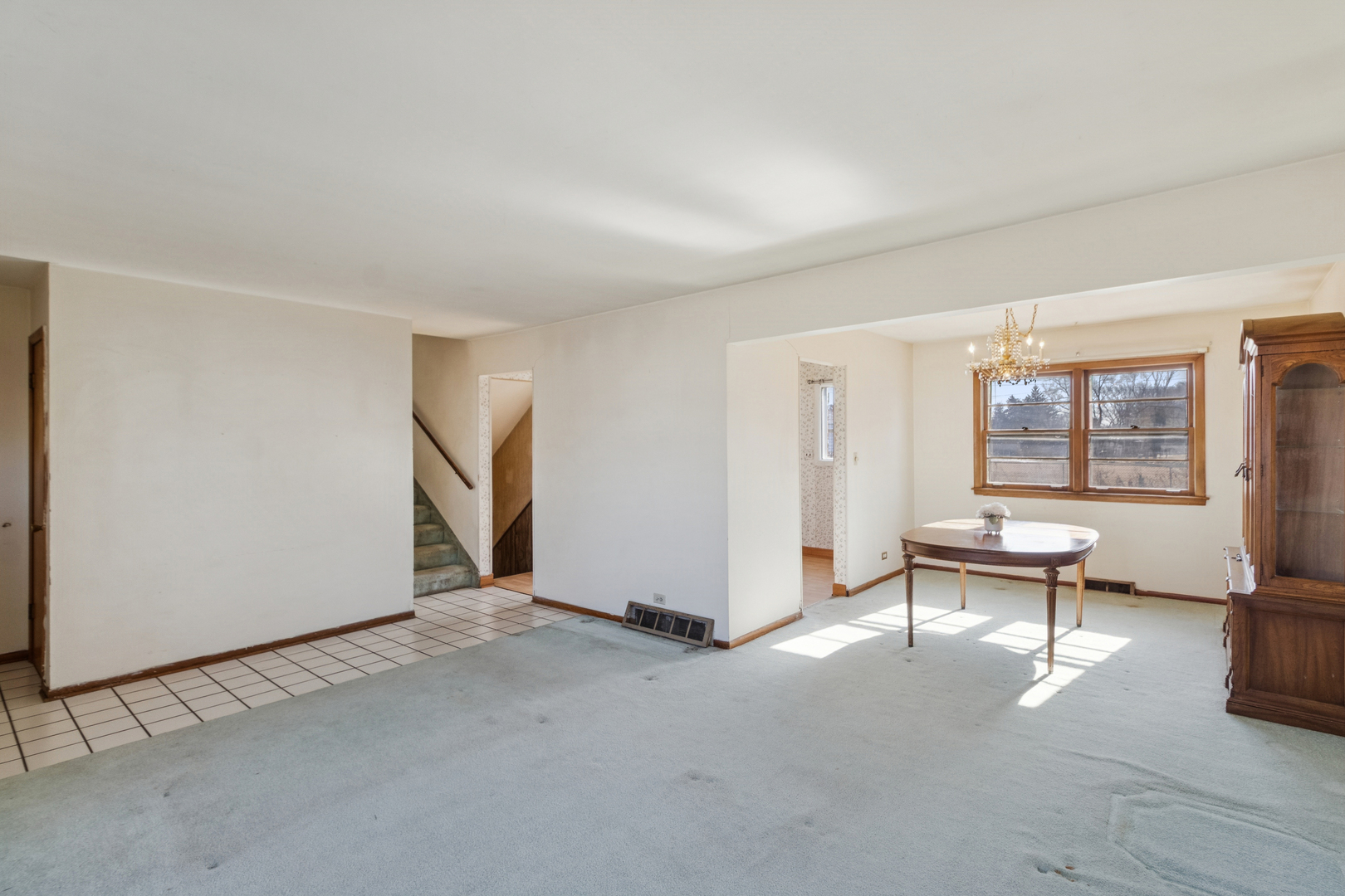 431 S Ardmore Terrace, Addison, IL 60101