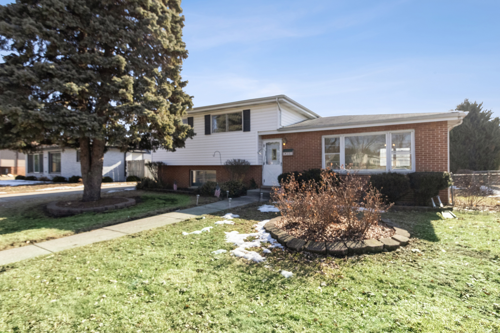 431 S Ardmore Terrace, Addison, IL 60101