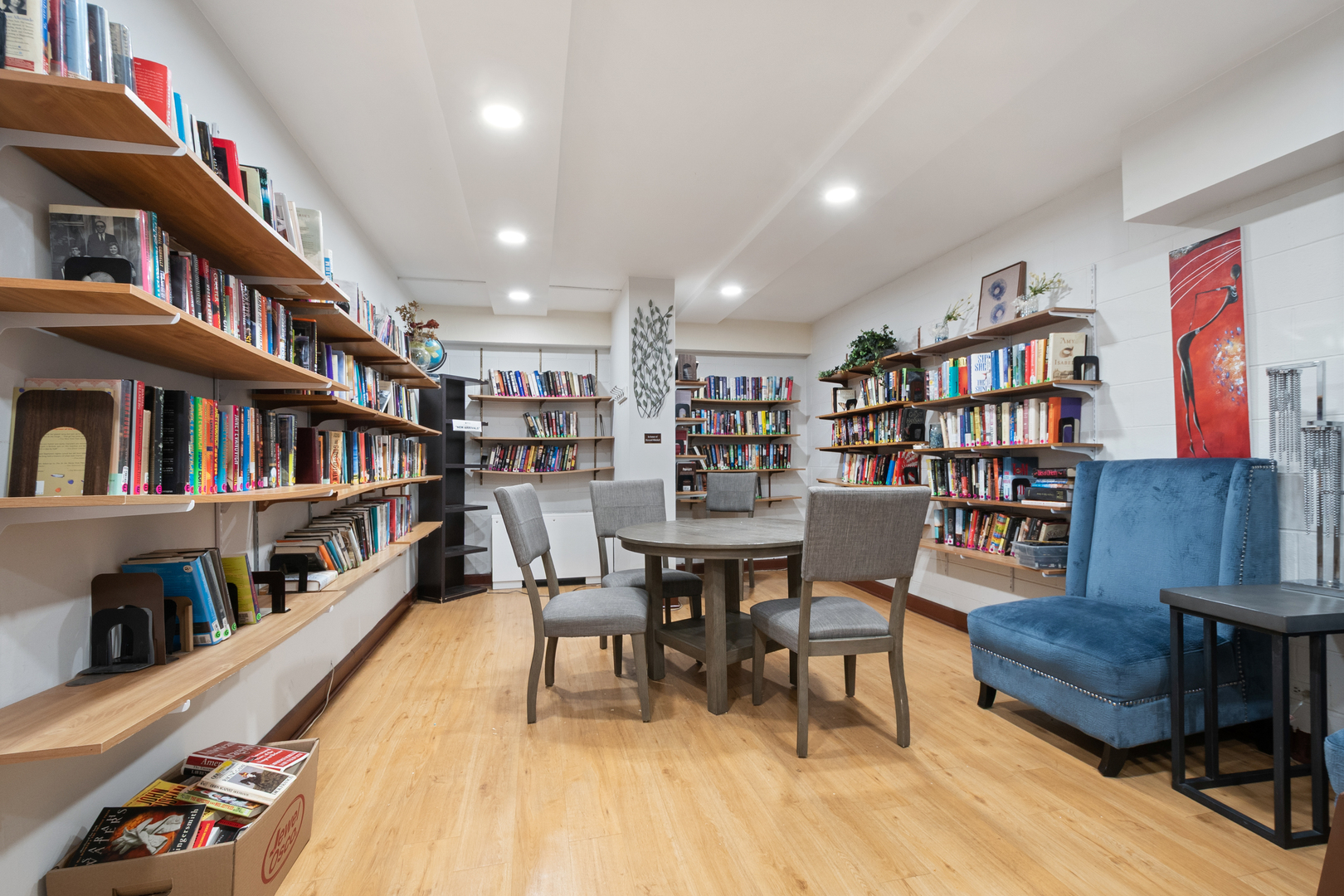 7061 N Kedzie Avenue #613, Chicago, IL 60645