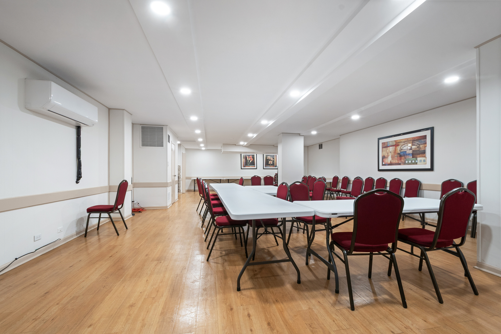 7061 N Kedzie Avenue #613, Chicago, IL 60645