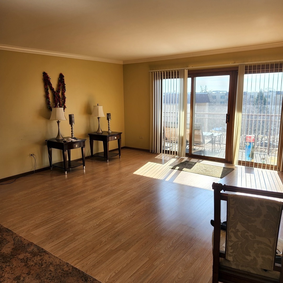 6441 W Warner Avenue #506, Chicago, IL 60634