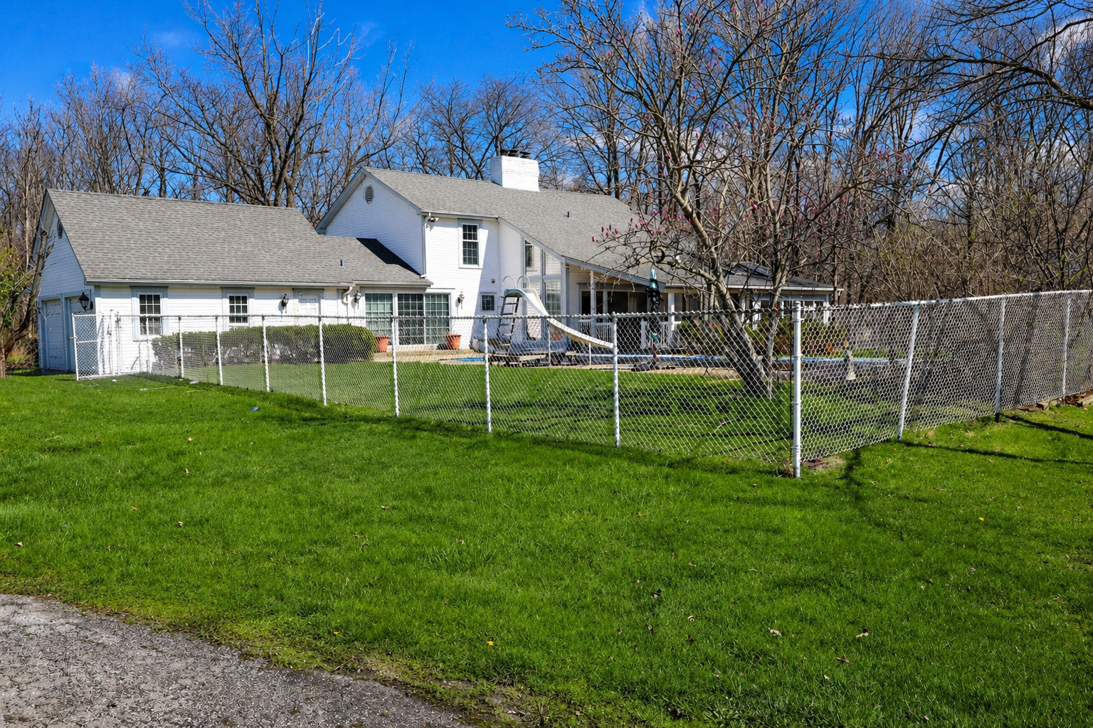 1663 E Rietveld Drive, Crete, IL 60417