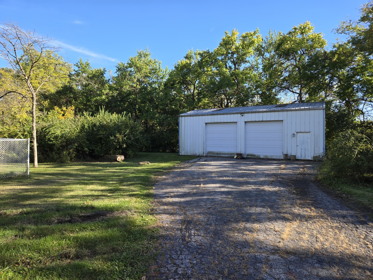 1663 E Rietveld Drive, Crete, IL 60417