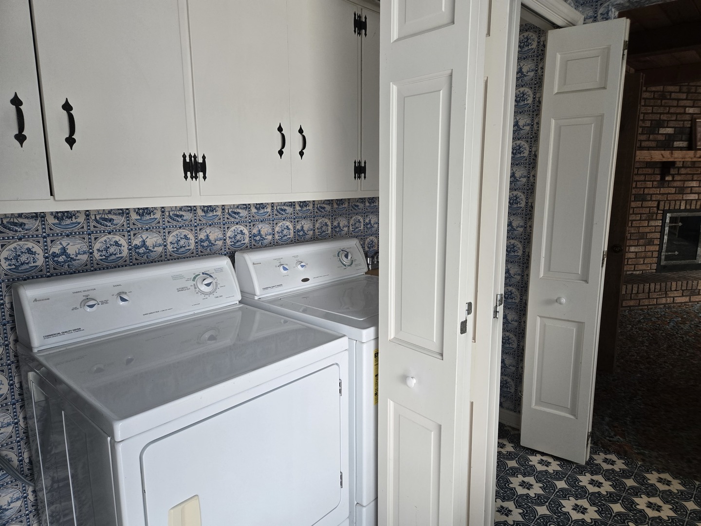 1663 E Rietveld Drive, Crete, IL 60417