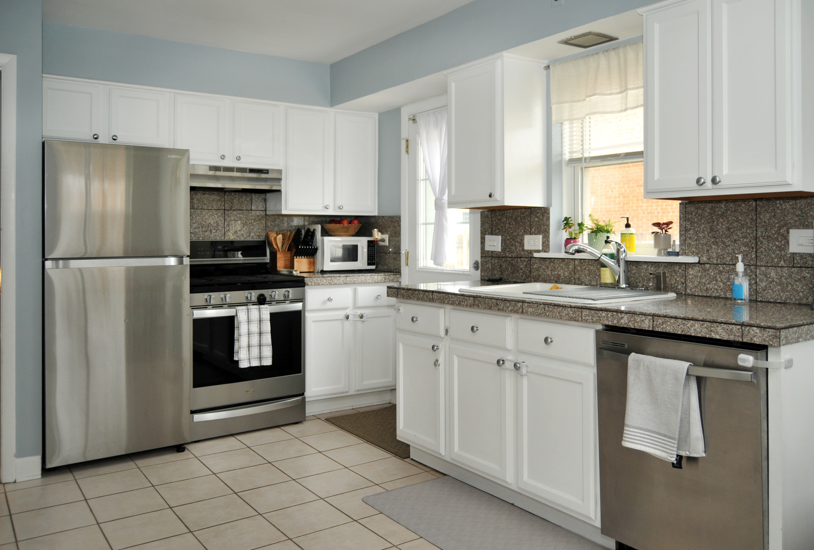 4417 Arthur Avenue, Brookfield, IL 60513