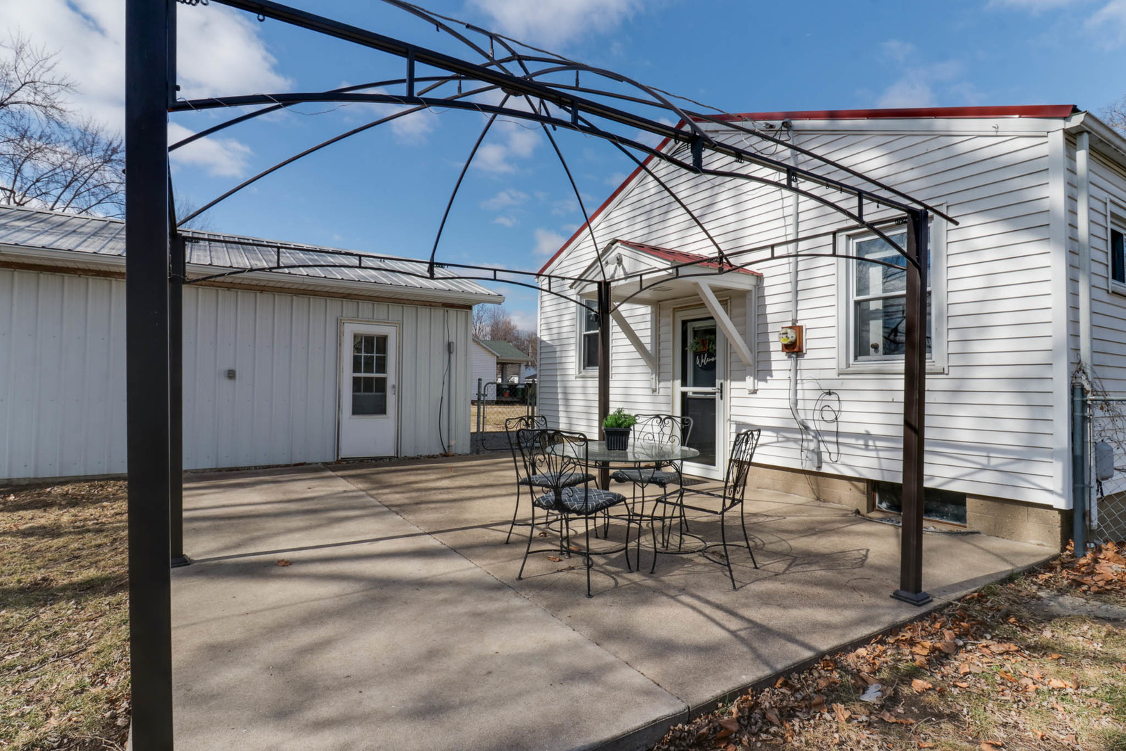 431 9TH Street, Lincoln, IL 62656