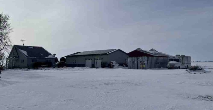 7975 S Old Mazon Road, Gardner, IL 60424