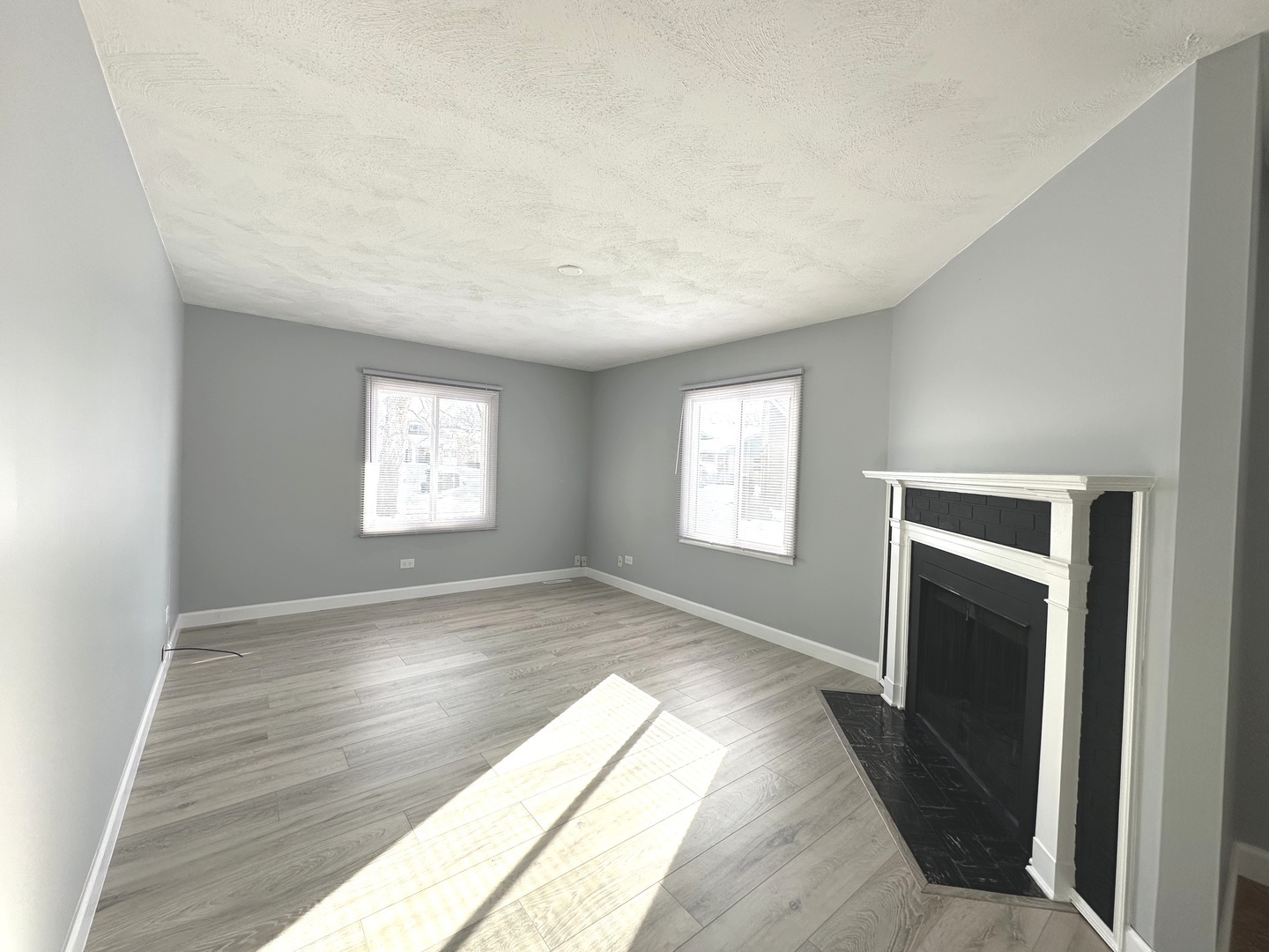 1410 Beverly Lane, Streamwood, IL 60107