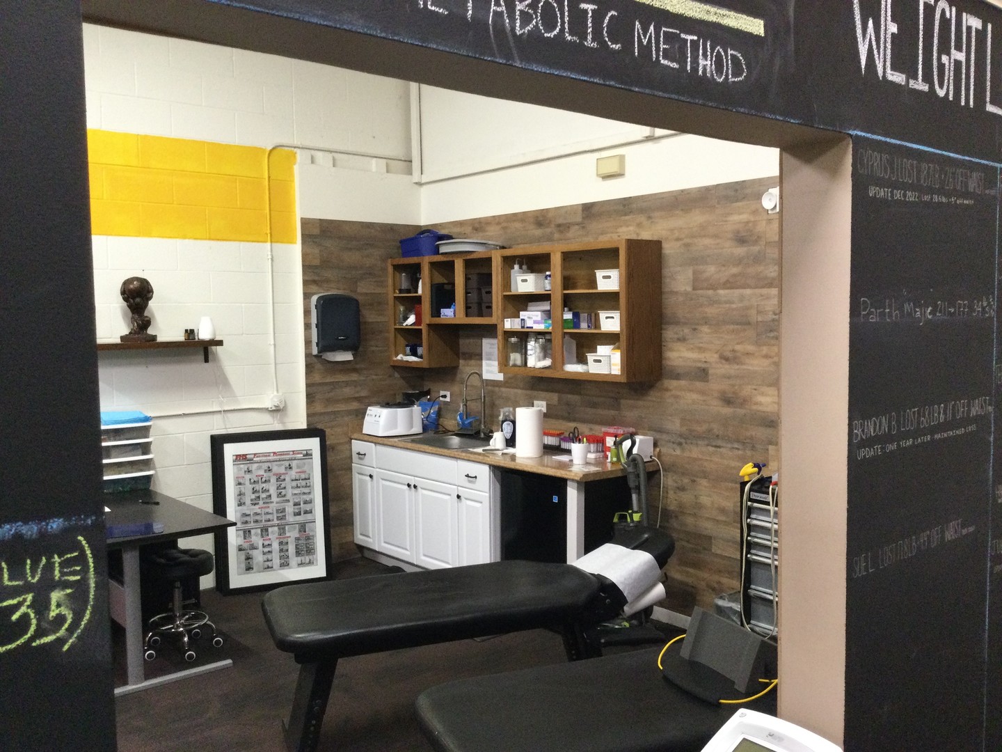 927 W Liberty Drive, Wheaton, IL 60187