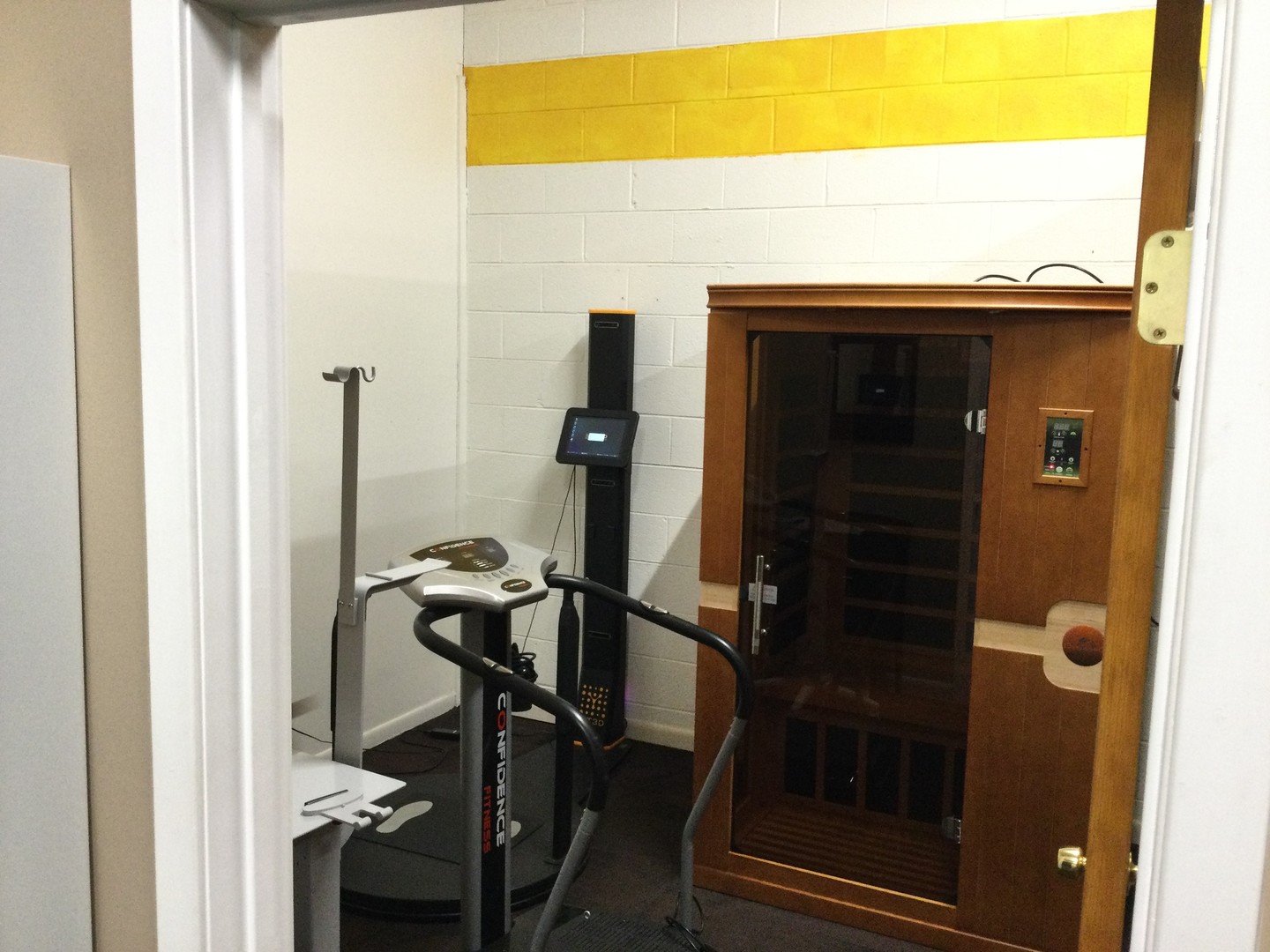 927 W Liberty Drive, Wheaton, IL 60187