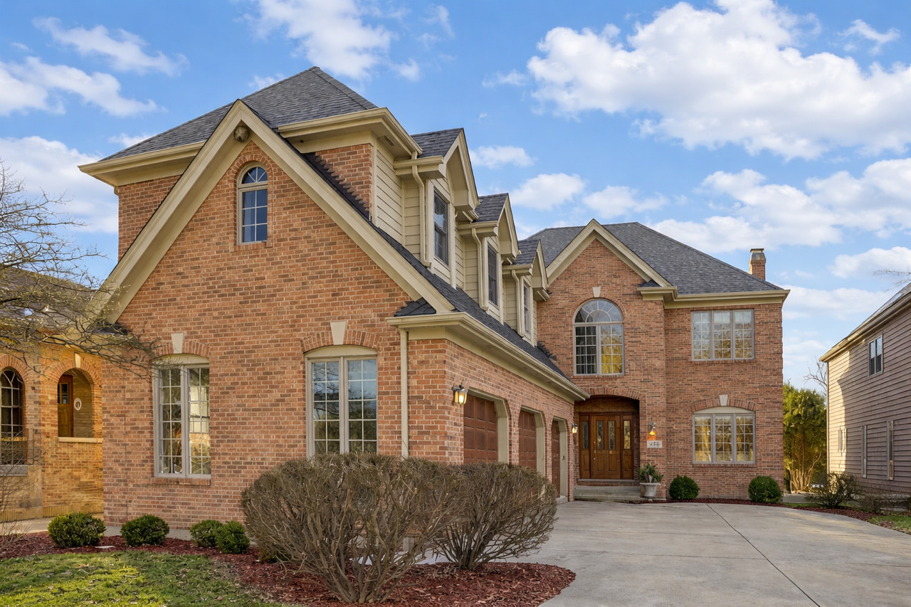 406 S Poplar Avenue, Elmhurst, IL 60126