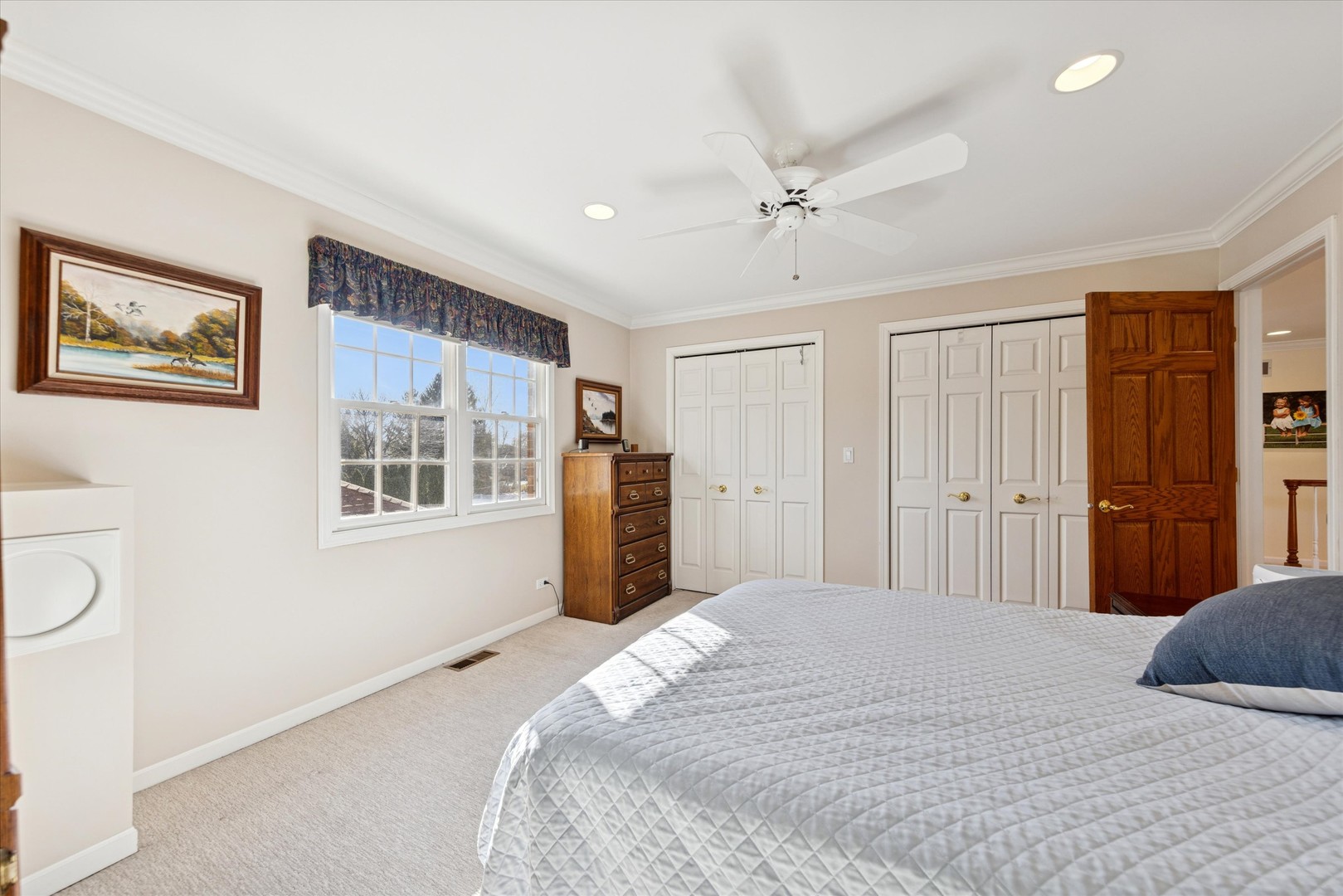 406 S Poplar Avenue, Elmhurst, IL 60126