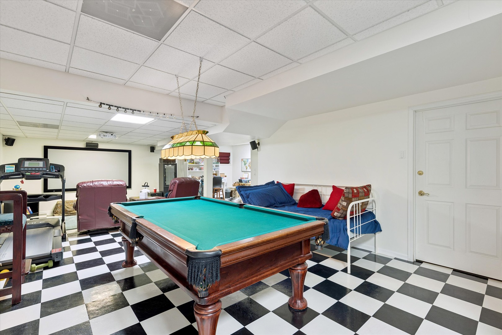 406 S Poplar Avenue, Elmhurst, IL 60126