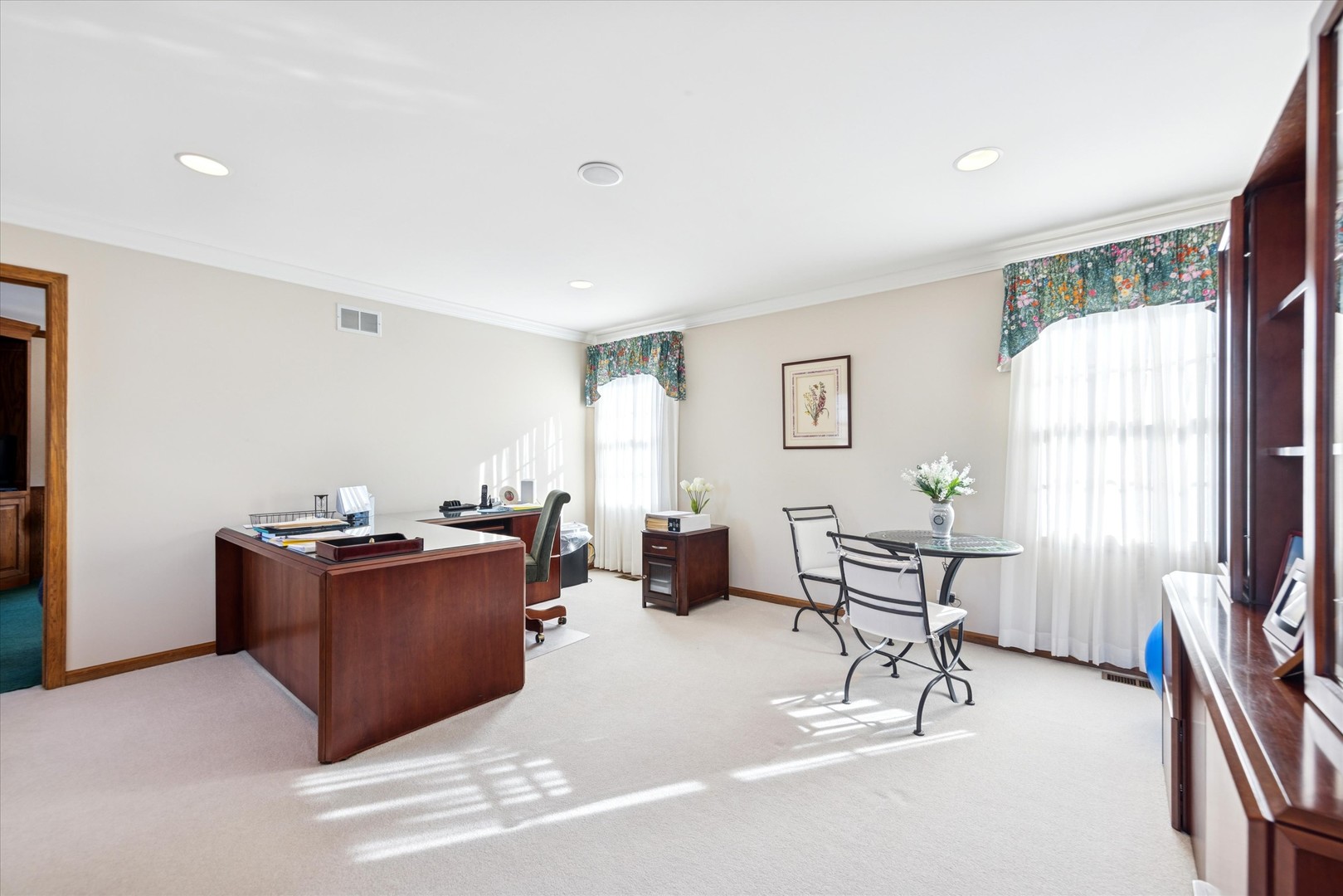 406 S Poplar Avenue, Elmhurst, IL 60126