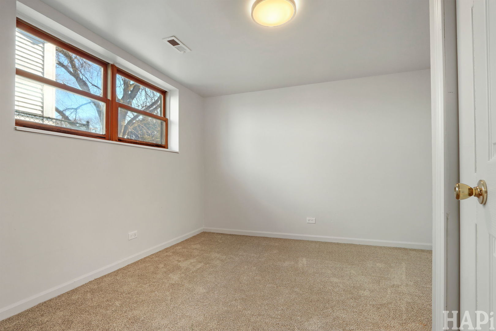 808 Central Park Drive, Round Lake Beach, IL 60073