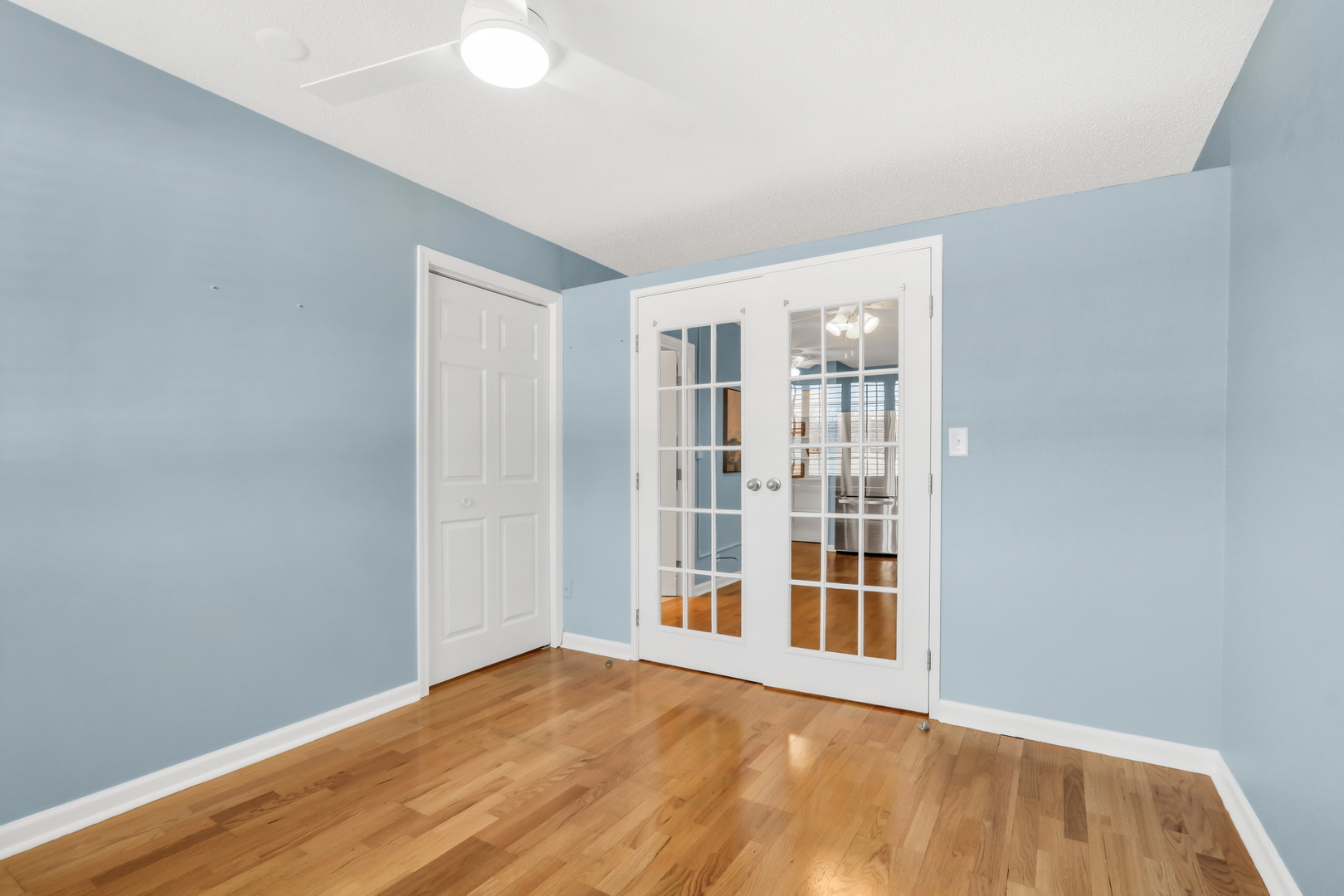 3130 W Monroe Street #201, Waukegan, IL 60085