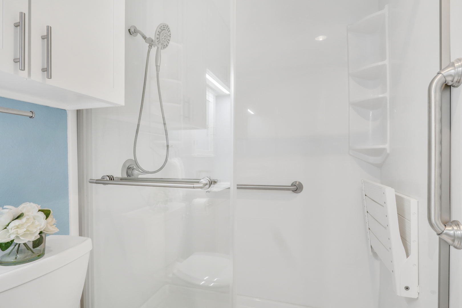 3130 W Monroe Street #201, Waukegan, IL 60085