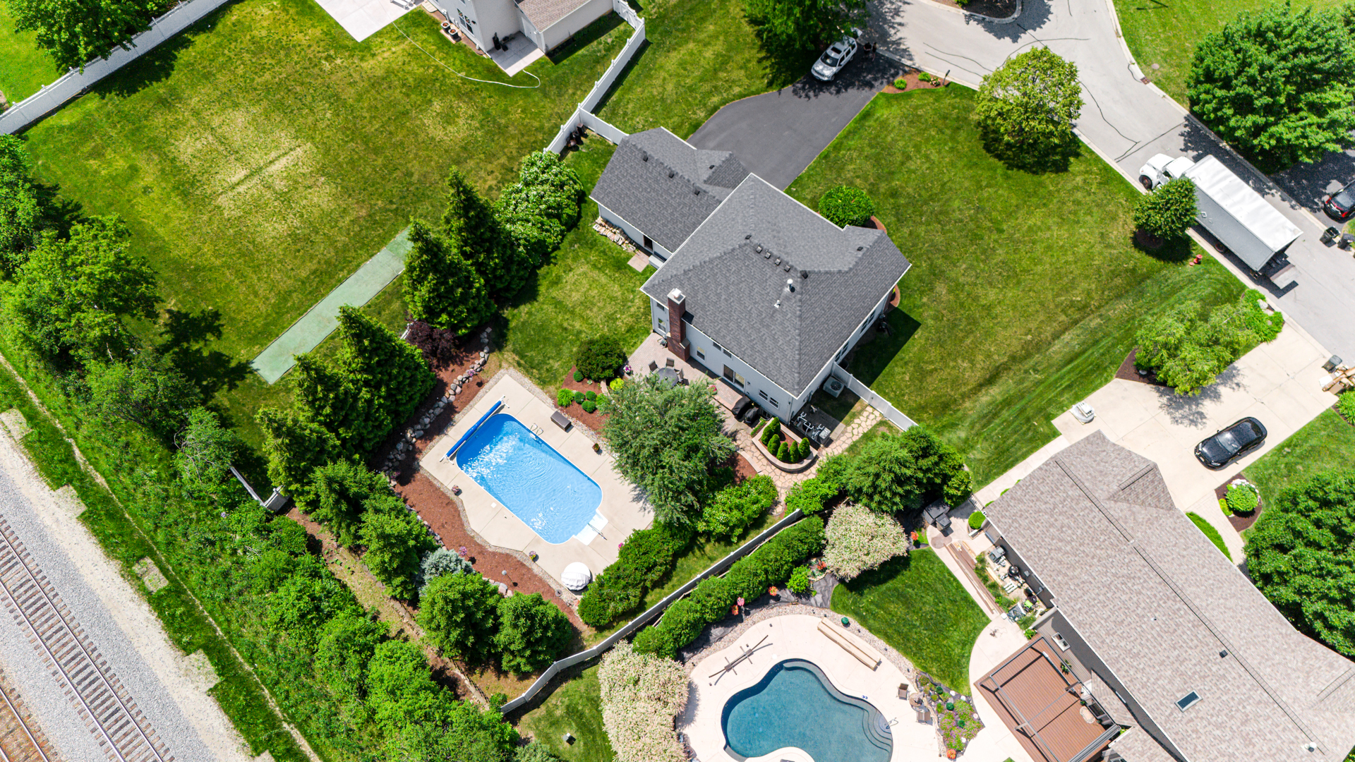 1405 Mallard Lane, Hoffman Estates, IL 60192