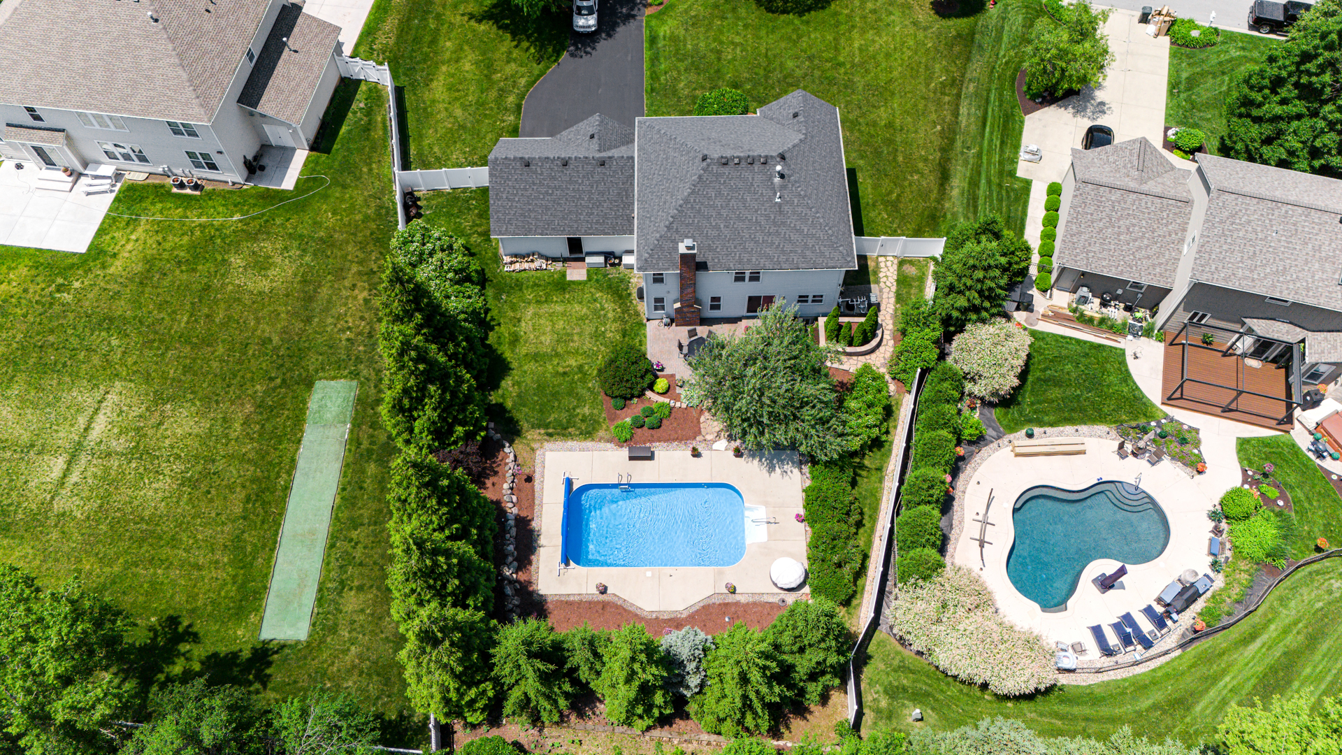 1405 Mallard Lane, Hoffman Estates, IL 60192