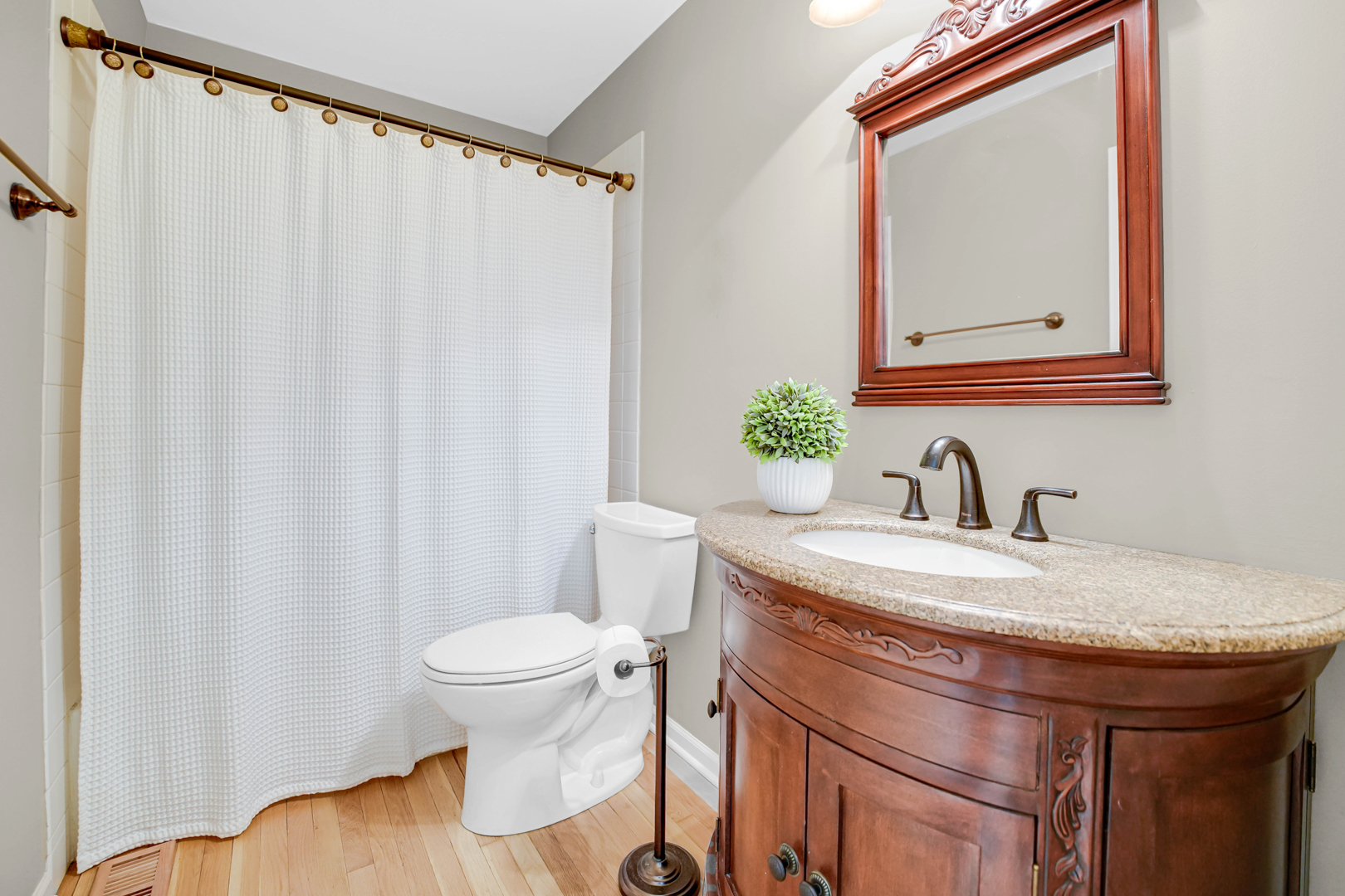 1405 Mallard Lane, Hoffman Estates, IL 60192