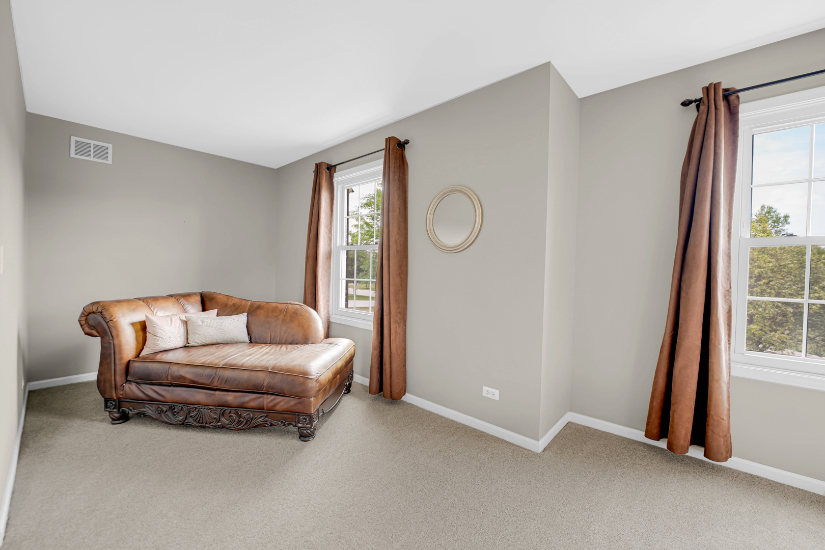 1405 Mallard Lane, Hoffman Estates, IL 60192