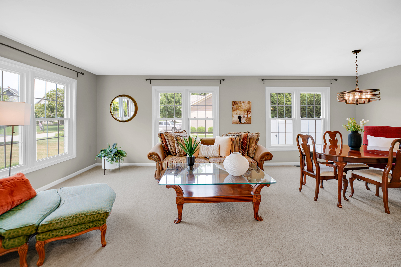 1405 Mallard Lane, Hoffman Estates, IL 60192