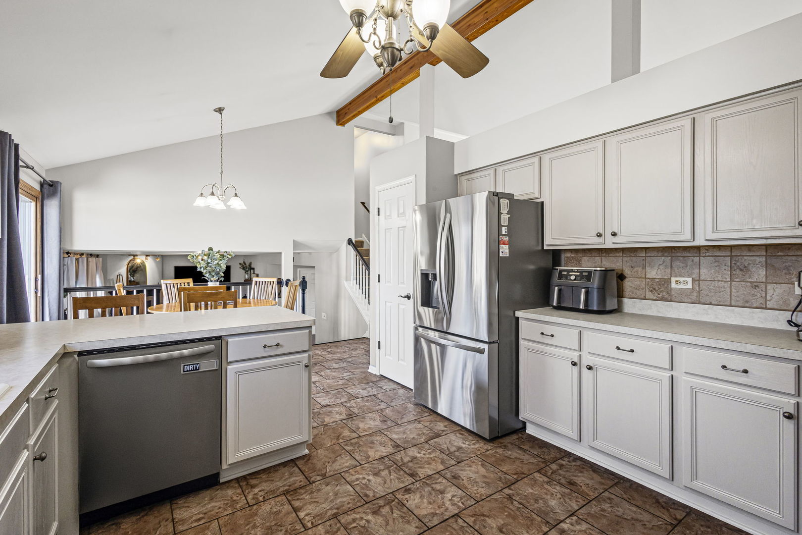 550 Doxbury Lane, New Lenox, IL 60451