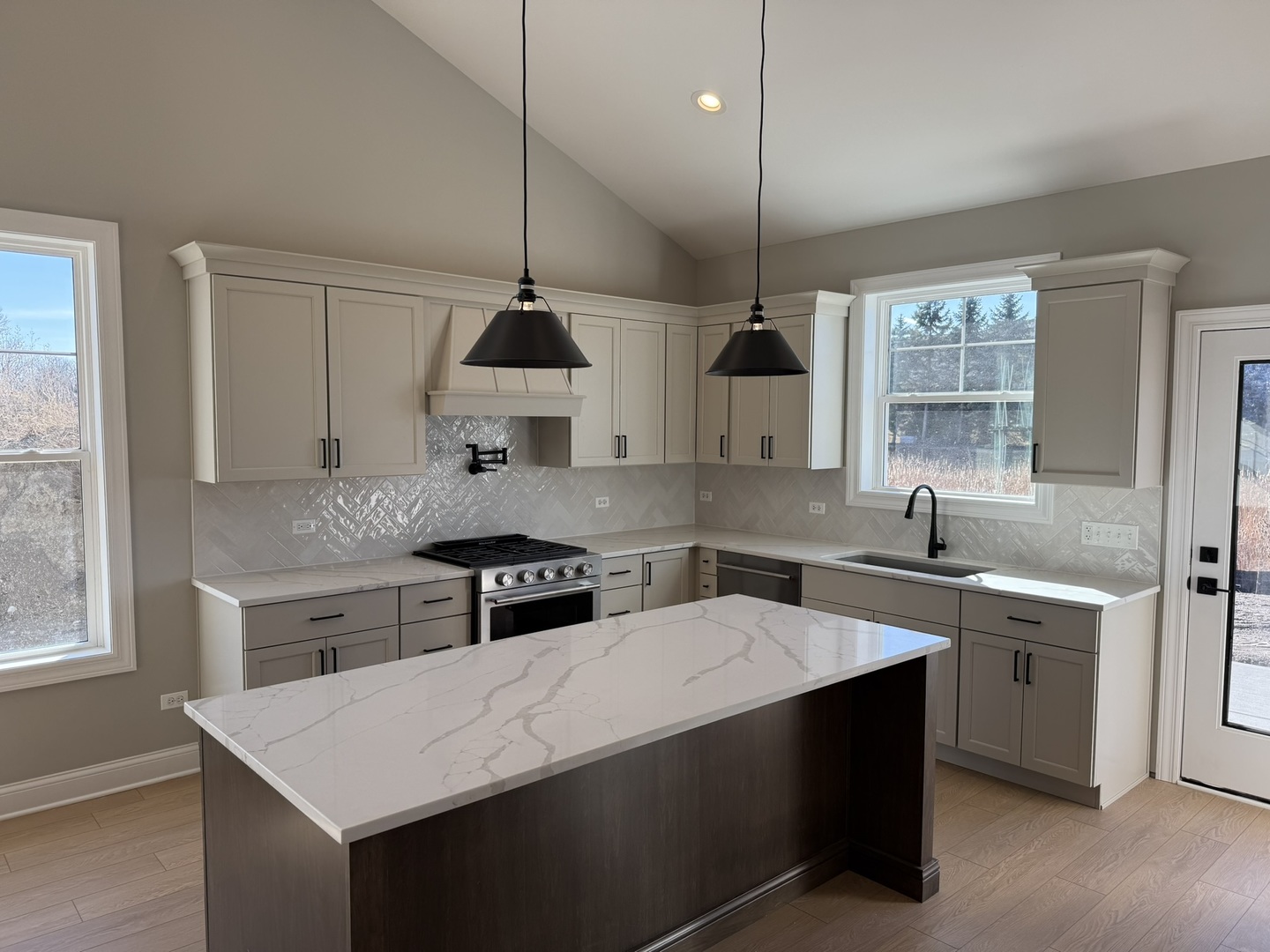 1204 PRAIRIE Lane, Lemont, IL 60439