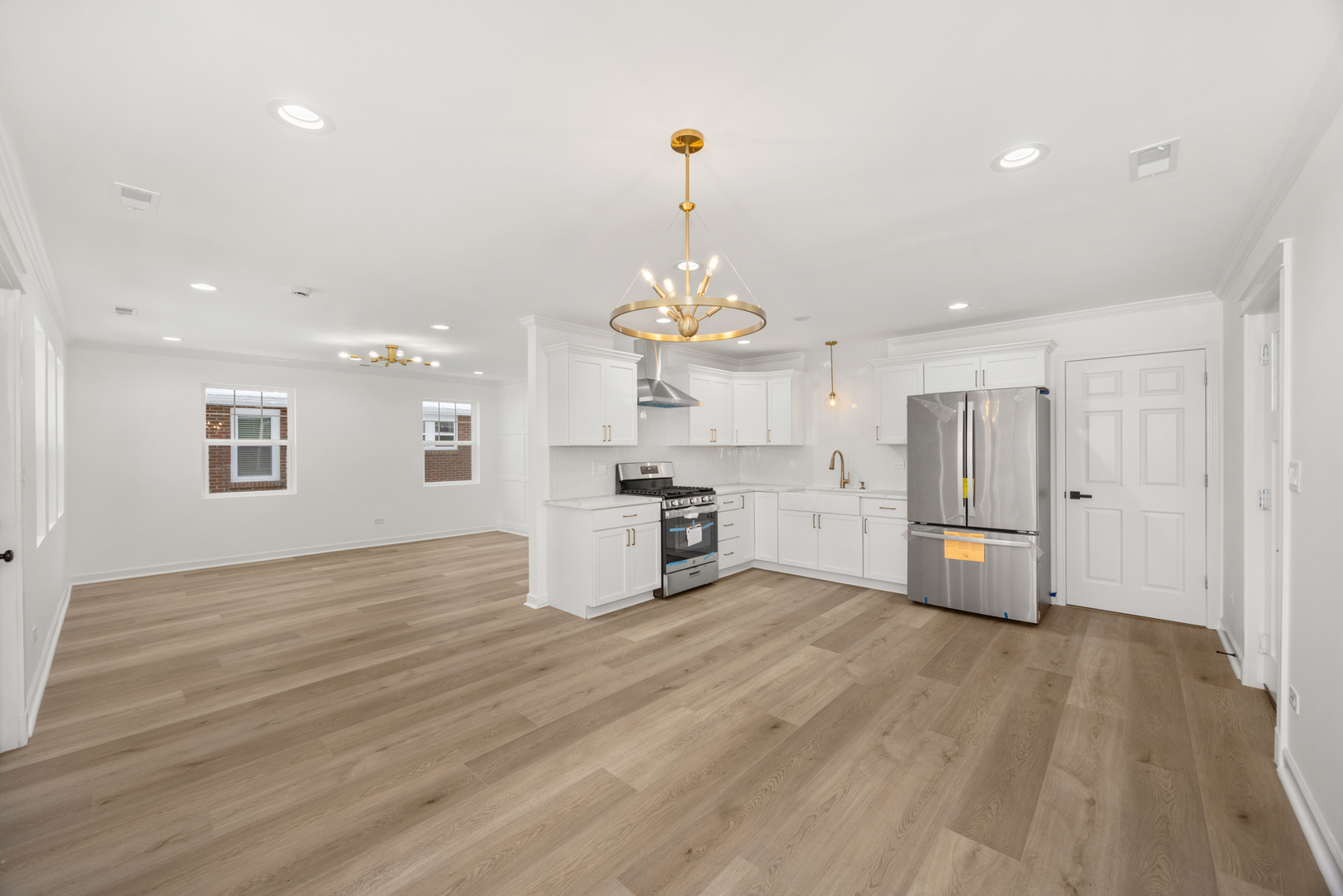 813 Audrey Avenue, Joliet, IL 60436