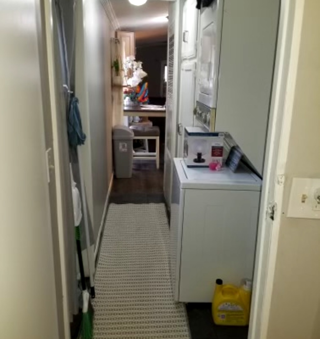 7240 107th Street #136, Worth, IL 60482