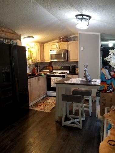 7240 107th Street #136, Worth, IL 60482