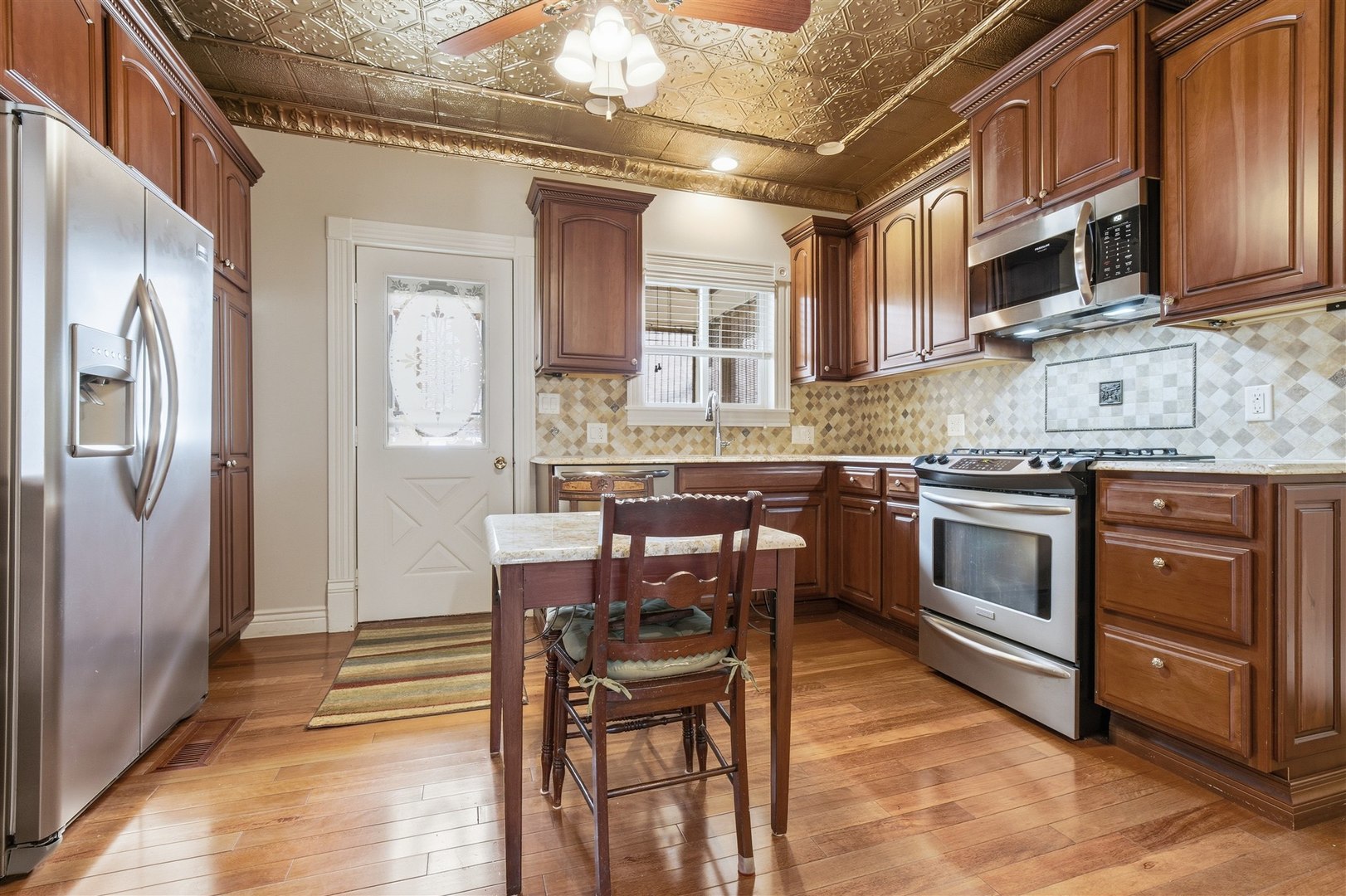 401 S Mclean Street, Bloomington, IL 61701