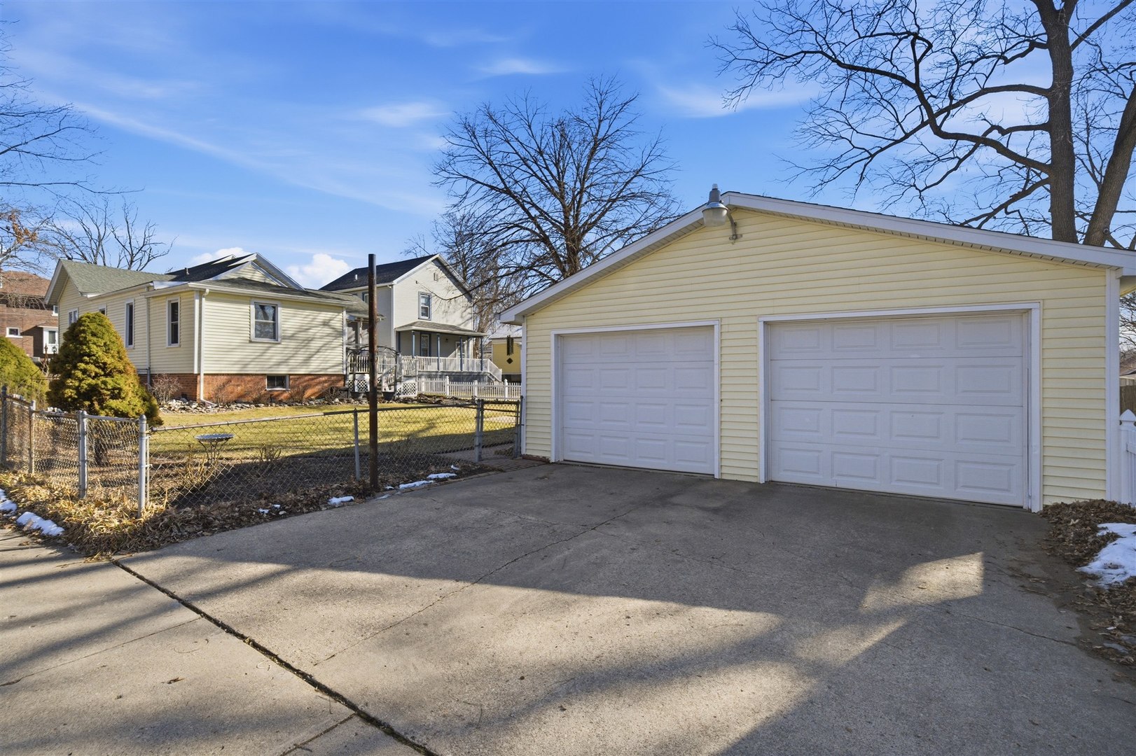 401 S Mclean Street, Bloomington, IL 61701