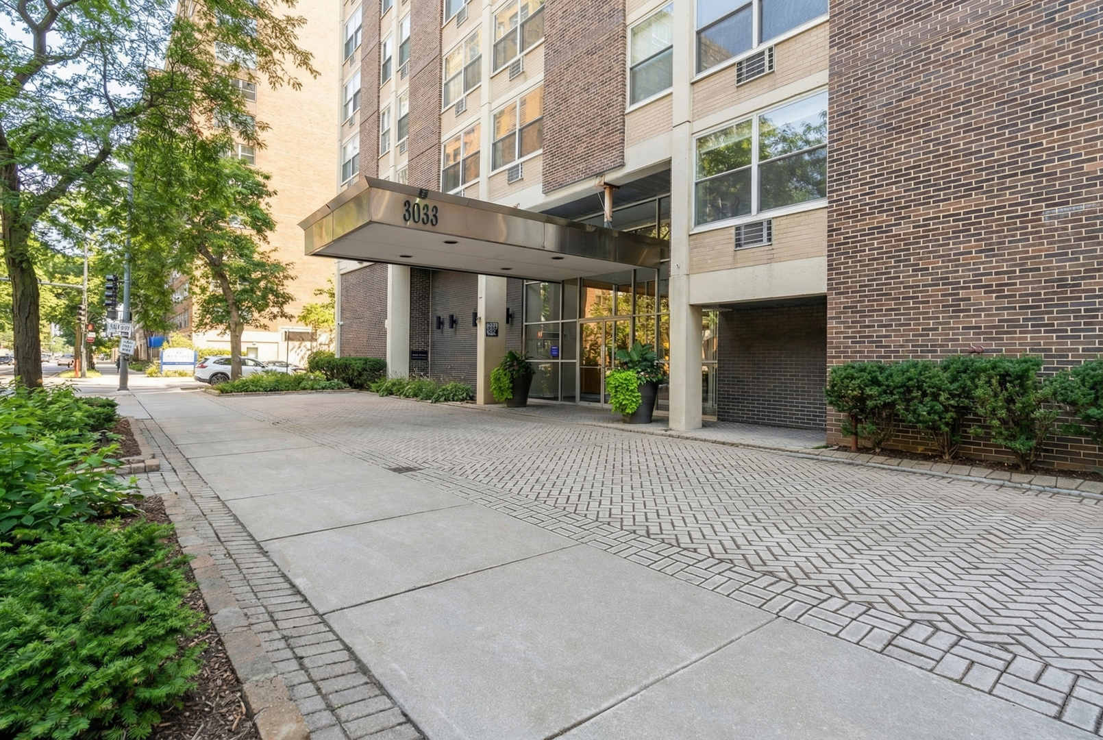 3033 N Sheridan Road #508, Chicago, IL 60657