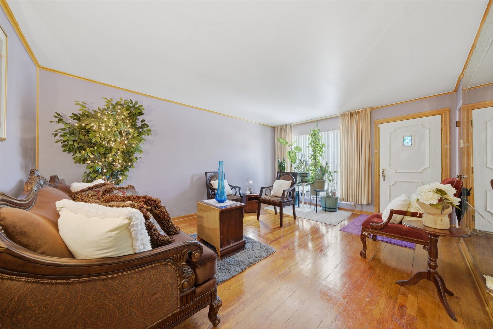 9532 S Green Street, Chicago, IL 60643