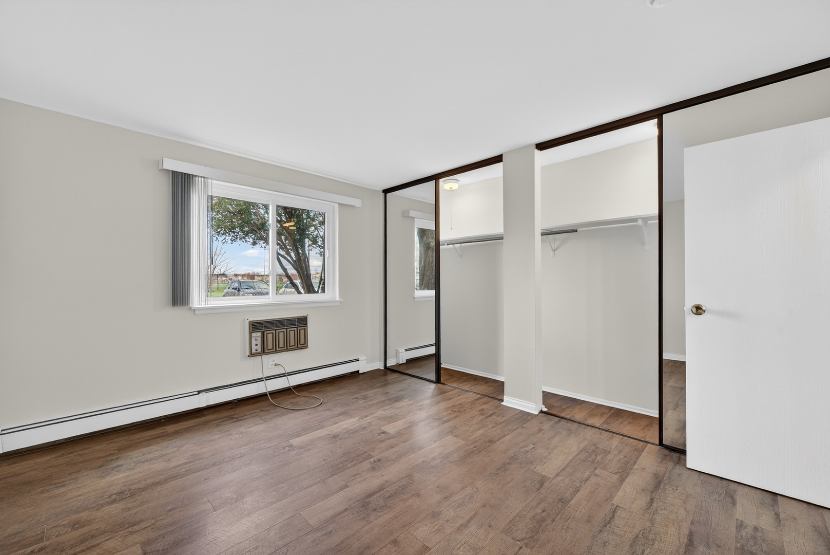 1493 N Winslowe Drive #104, Palatine, IL 60074