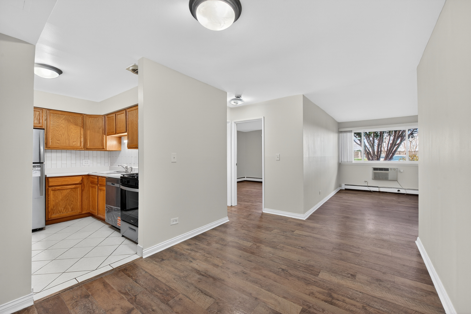 1493 N Winslowe Drive #104, Palatine, IL 60074