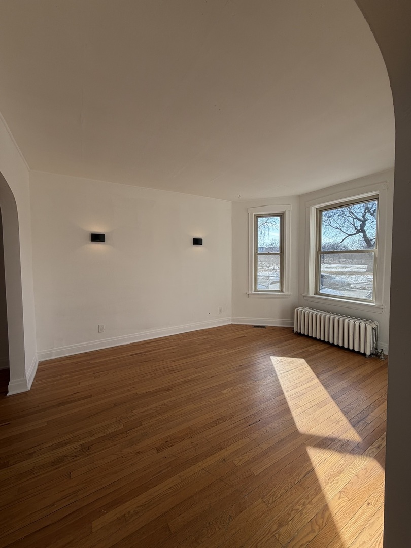 3737 S Damen Avenue, Chicago, IL 60608