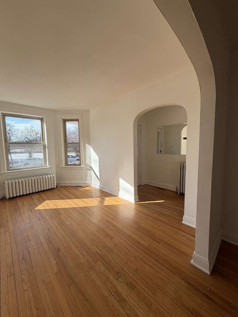 3737 S Damen Avenue, Chicago, IL 60608