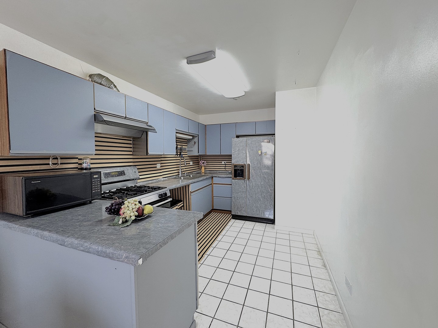 23W447 Greenbriar Drive, Naperville, IL 60540