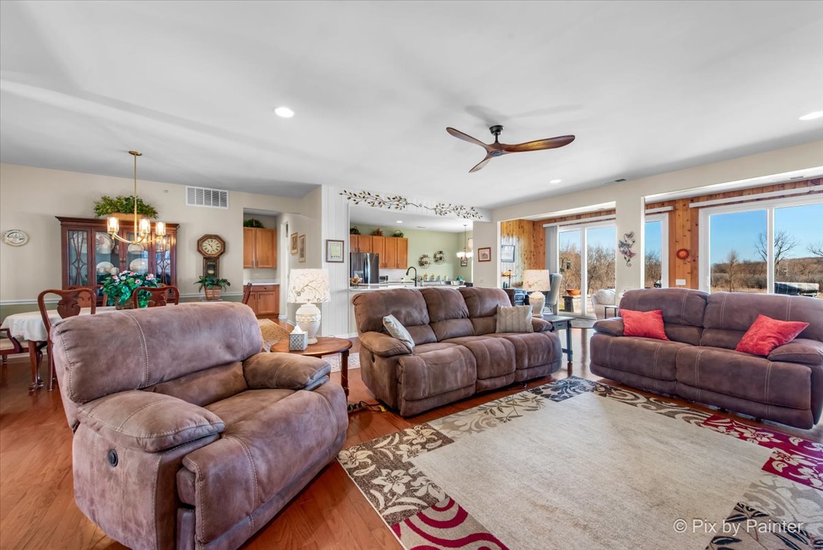 12290 Russet Lane, Huntley, IL 60142