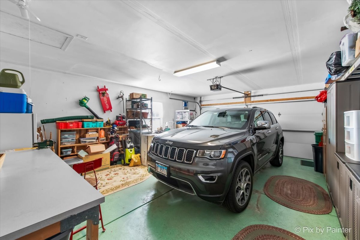 12290 Russet Lane, Huntley, IL 60142