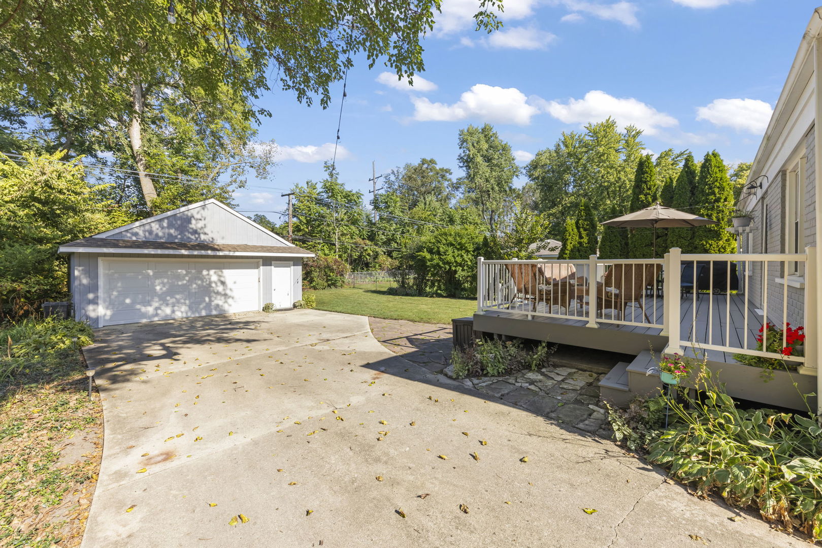 582 Glendale Avenue, Glen Ellyn, IL 60137