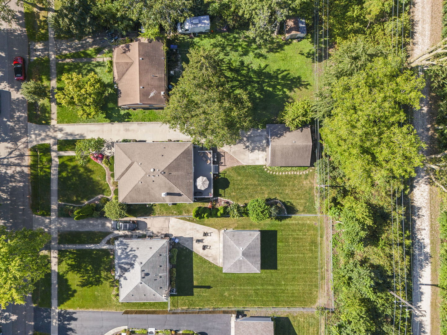 582 Glendale Avenue, Glen Ellyn, IL 60137